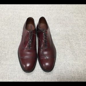Allen Edmonds burgandy leather oxfords 9.5E Wide